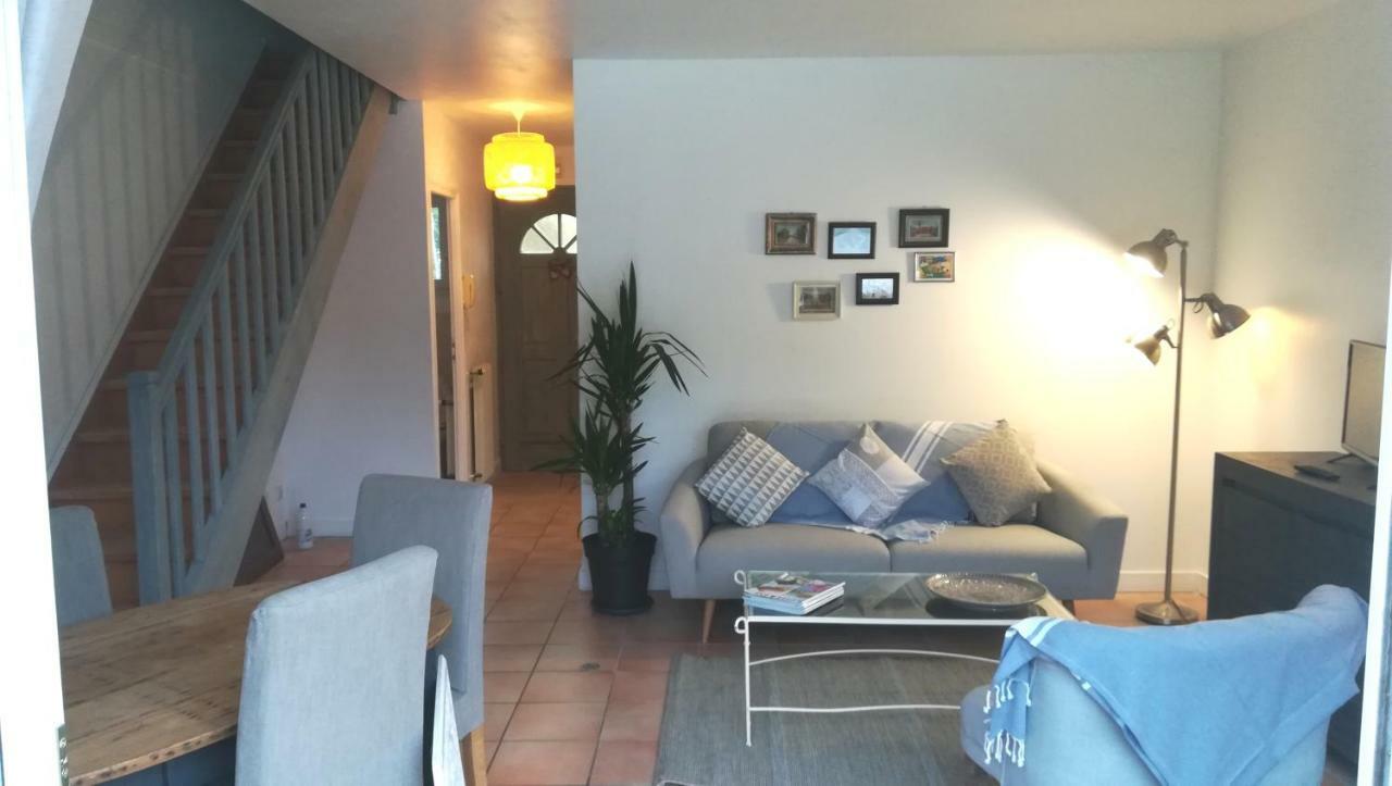 Gites, Chambres D'Hotes La Maison D'Amis Puilboreau Exteriör bild
