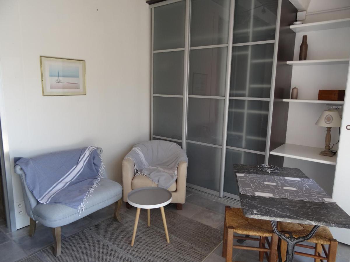 Gites, Chambres D'Hotes La Maison D'Amis Puilboreau Rum bild